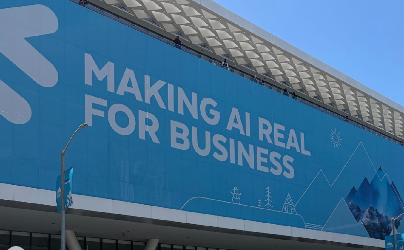 Summit 2026 会场：Making AI Real for Business 主题墙